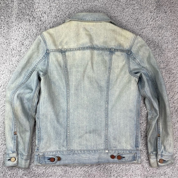 The Castings Jacket Womens XS Denim Boyfriend Edition Trucker Style Light Wash - Picture 6 of 6